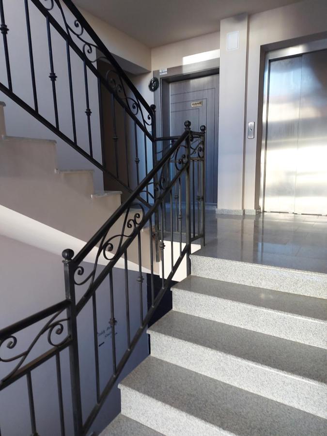 Vazov Apartment Kazanlŭk Extérieur photo